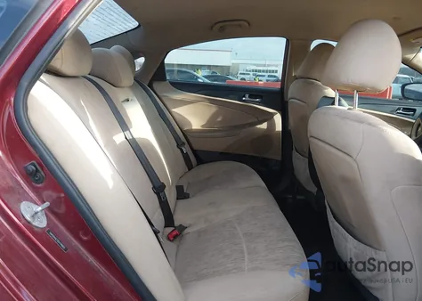 2013 Hyundai Sonata Gls z USA, uszkodzony, nr VIN 5NPEB4AC7DH749905